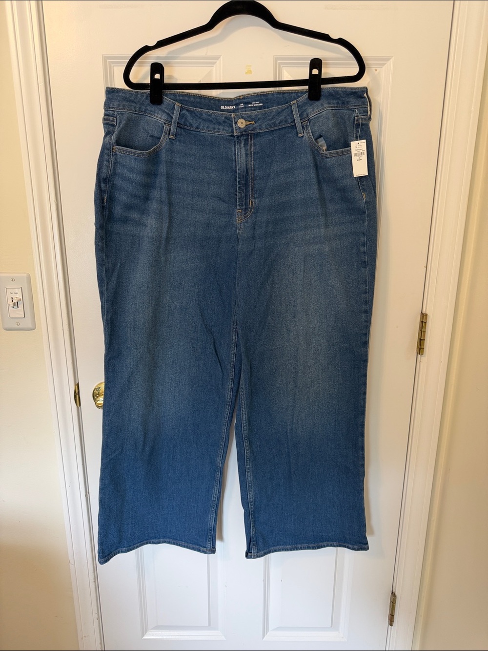 Old Navy Women's High-Rise WOW Wide-Leg Jeans - Medium Blue 20 short